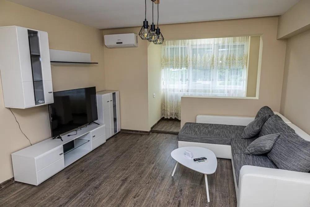 Iulian Apartamento Brăila Exterior foto